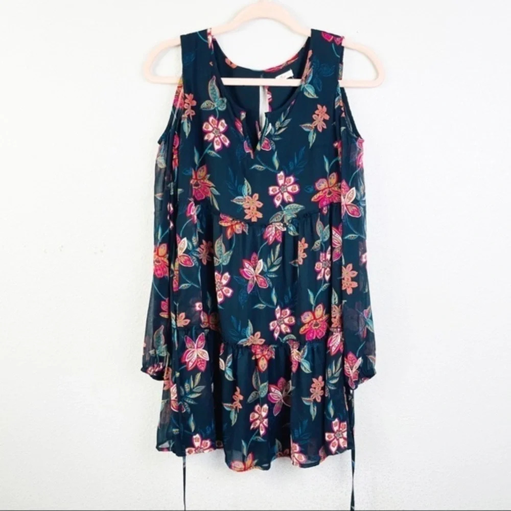 Hollister Black Floral Cold Shoulder Casual Dress Size XS